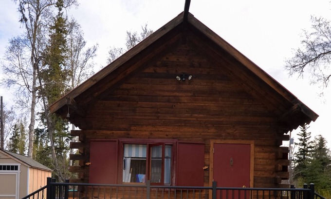 Funny River Cabin | Rustic Kenai River Fishermans Cabin