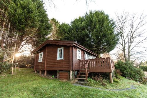 Bronaber House | Rustic Log cabin in Snowdonia By Seren Short Stays