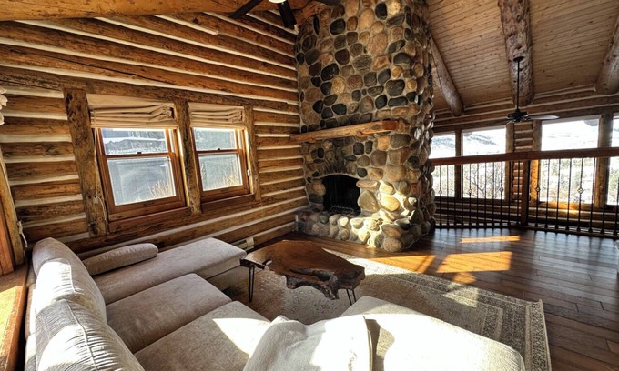 Steamboat Springs Cabin | Rustic Ski Cabin Getaway