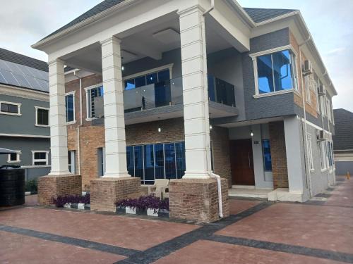 Ibadan Apartment | Ruston Castle - 3 bedroom duplex at Carlton Gate Estate