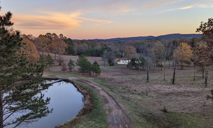 Oden RV Rental | RV site #10 Ouachita Campground at Edendell