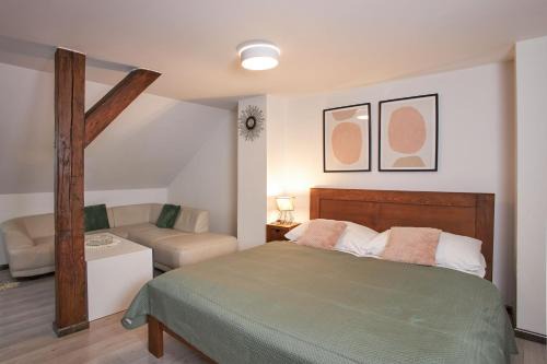 Stare Mesto Apartment | Rybna - Old Town Residence