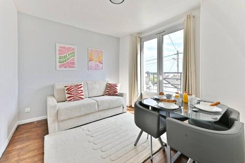 Gagny Apartment | Séjour paisible 4 personnes Banlieue Parisienne-II