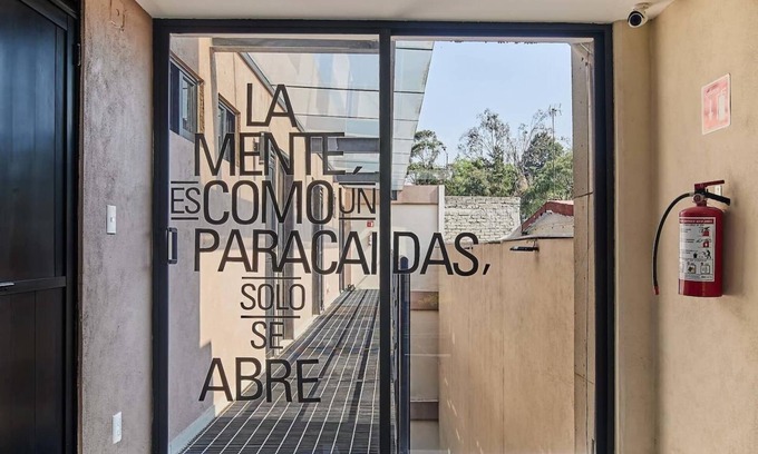 Ciudad Lopez Mateos Apartment | S02 Suite 2 min del TEC Wifi Terraza