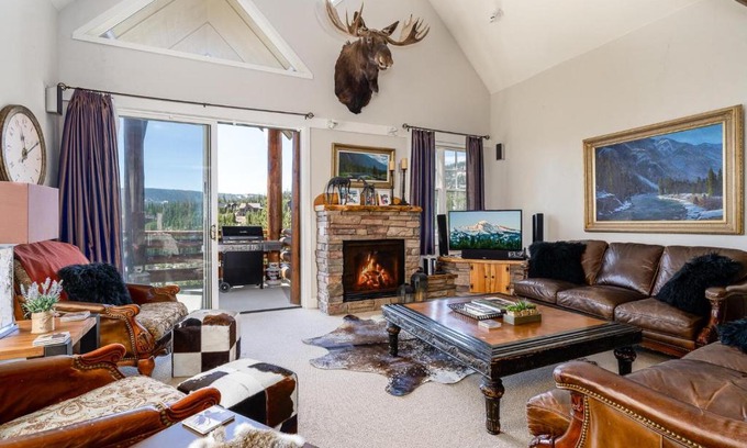 Saddle Ridge Apartment | Saddle Ridge V2 by Moonlight Basin Lodging