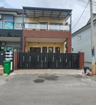 Kampung Alor Mengkudu House | Safiyya Homestay