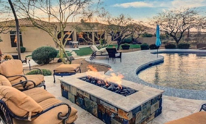 Sand Flower House | Saguaros & Sunshine from this Spacious Scottsdale Home