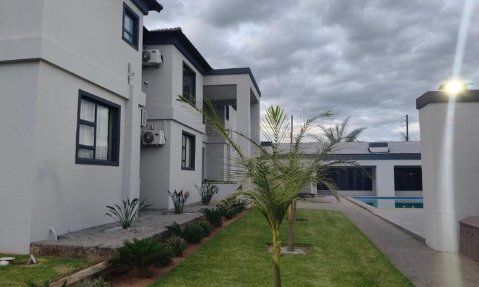 Hazyview House | Sagwadi Hotel