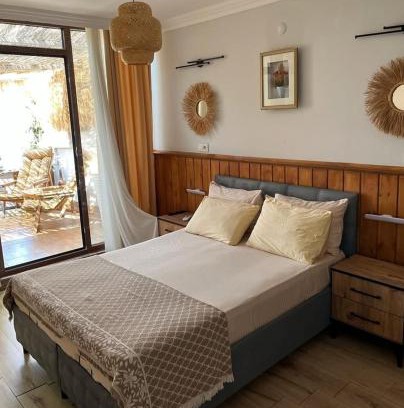 Cinarcik House | sahil pansiyon