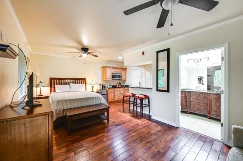 Naples Apartment | Sail, Swim, Explore Naples Studio Near Everglades