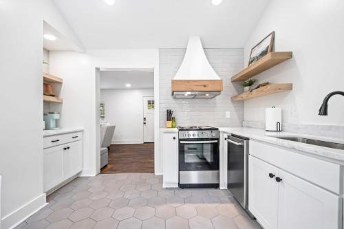Lafayette House | Saints Street Cottage