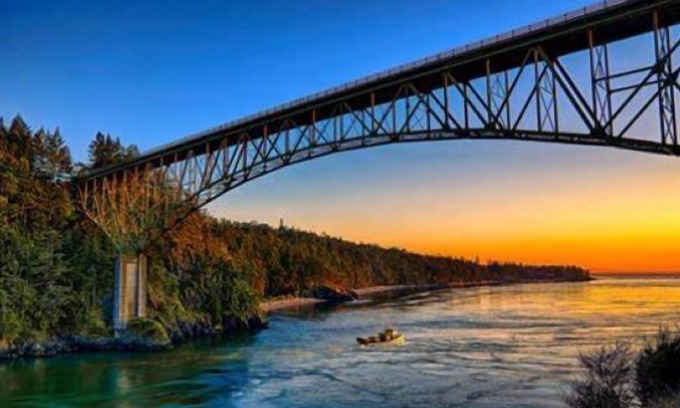 Kingston Cottage | Salish Escape - Waterfront Cottage -Amazing Views!