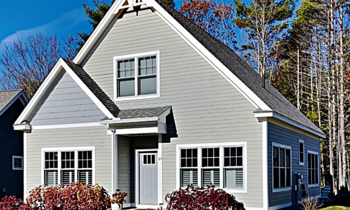 Arundel Cottage | Salt Life A Charming Cottage loaded w/Amenities Inc. Pool