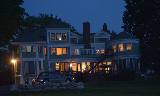 Bar Harbor Bed & Breakfast | Saltair Inn Waterfront B&B