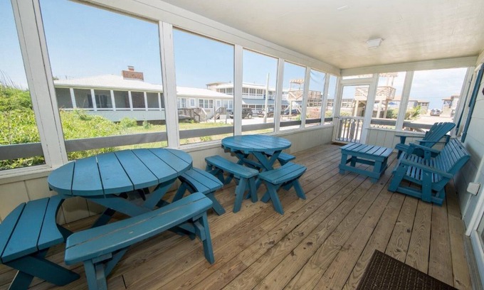 Kitty Hawk Cottage | Saltaire Cottage 11: 3BR Steps to Private Beach Access Screened Porch Pool