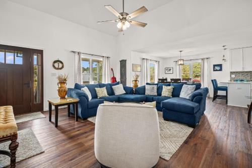 Captain's Cove House | Salty Sea Lyons Landing - Pet friendly!