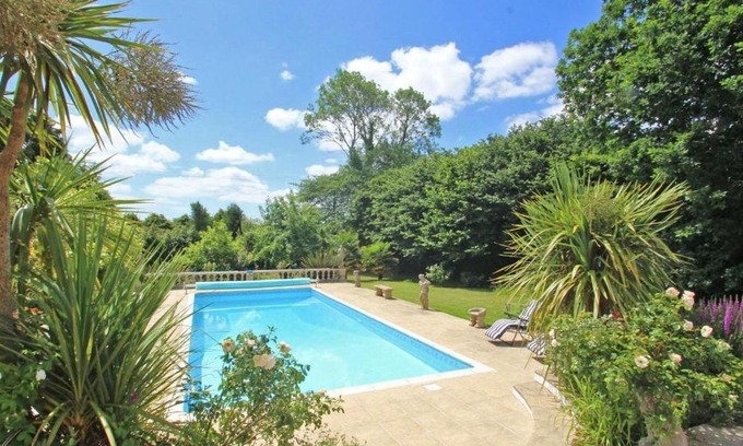 Liskeard House | Sam's Cabin