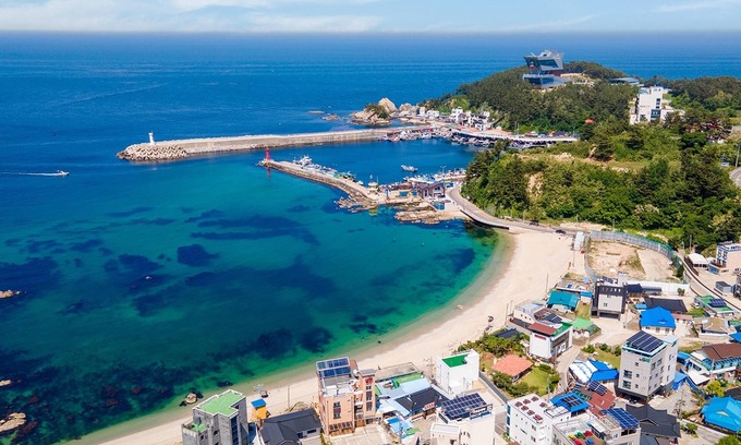 Samcheok House | Samcheok Jangho Sanho Pension
