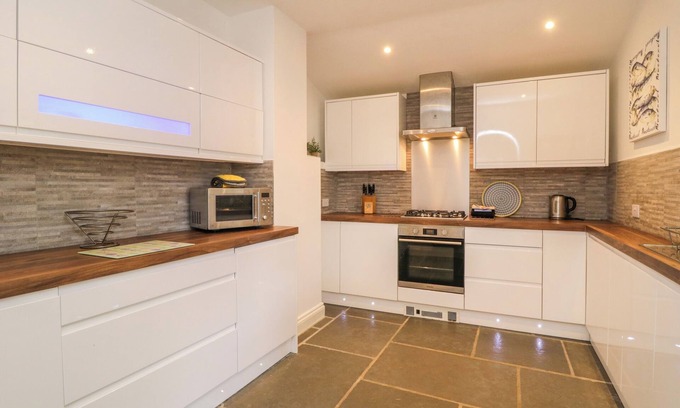 Brixham Cottage | Samphire Lodge