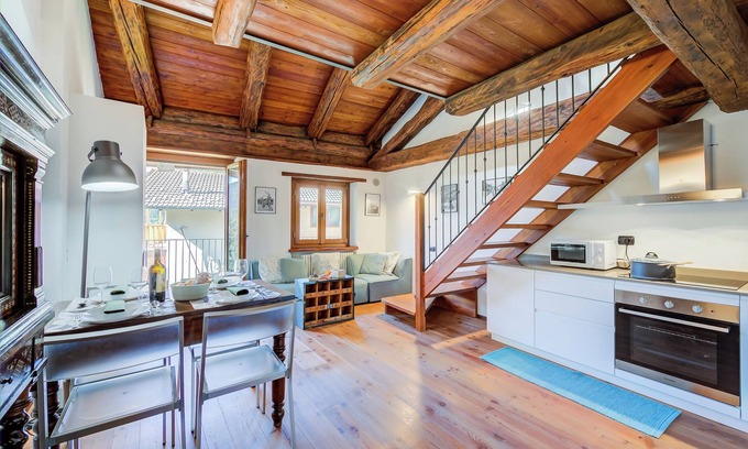 Oulx Apartment | San Marco Lodge Apt Mountain Retreat