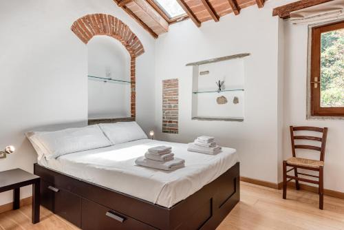 San Niccolo Apartment | San Niccolò Tower Flat - Sweet Dreams in Florence