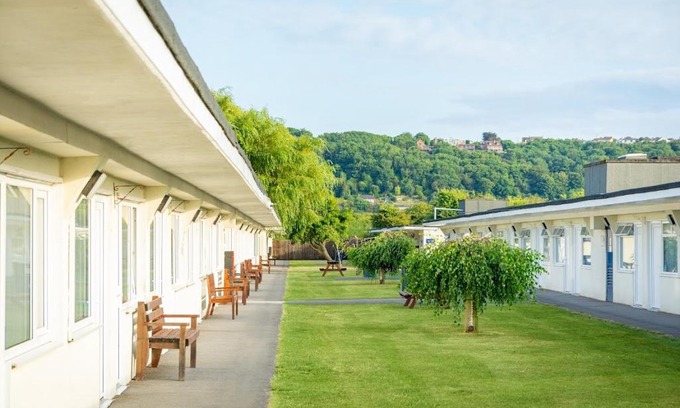 Weston-super-Mare Resort | Sand Bay Holiday Village - Adults Only