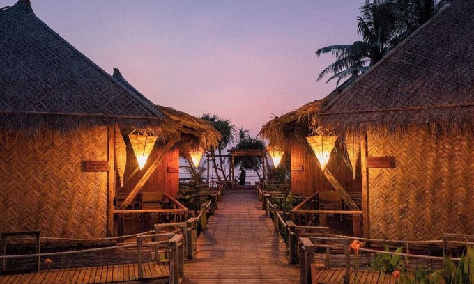 Saint Martin's Island Hotel | Sand Castle Beach Resort Saint Martin