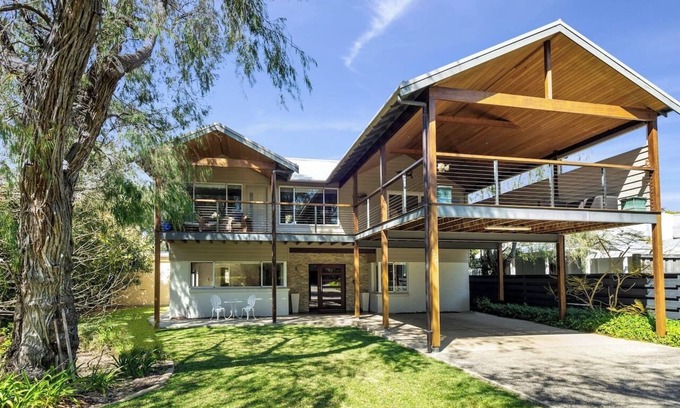Quindalup House | Sand Castle Beach Bliss Expansive Alfresco Living