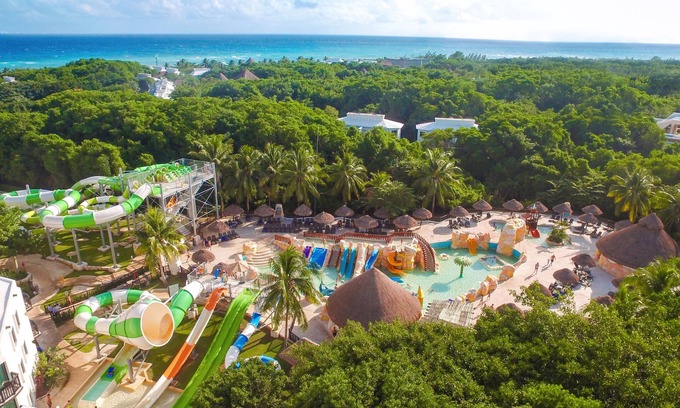 Villa Juarez Resort | Sandos Caracol Nature Resort & Water Park All Inclusive