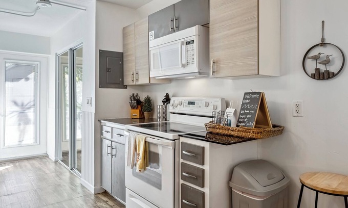 South Patrick Shores Apartment | Sandpiper