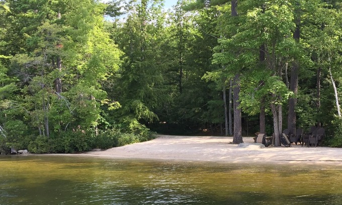 Bridgton House | Sandy beach,1st floor bedrooms, A/C, gorgeous10-acre setting, famous architect