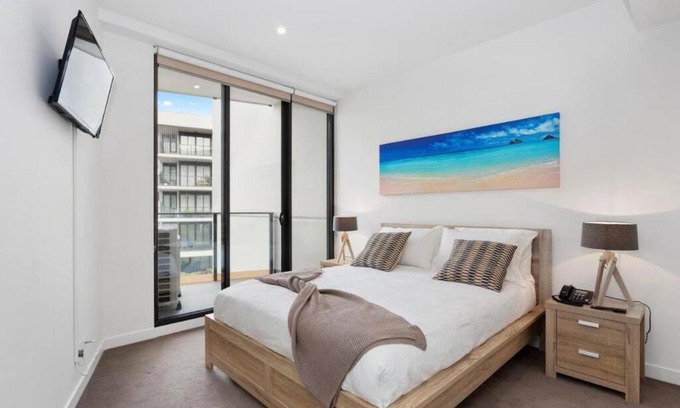 Sandringham Apartment | Sandy Hill apartment, Sandringham