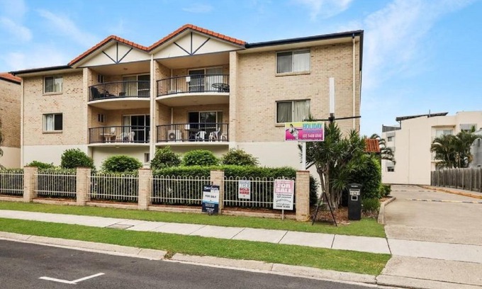 Bellara Apartment | Sandy Toes