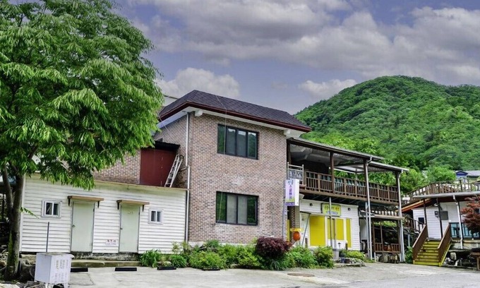 Buk Apartment | Sangol story pension