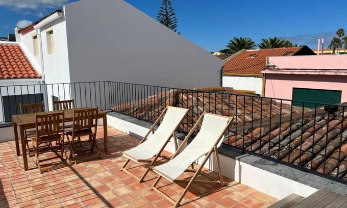 Ponta Delgada Apartment | Santa Clara 1828