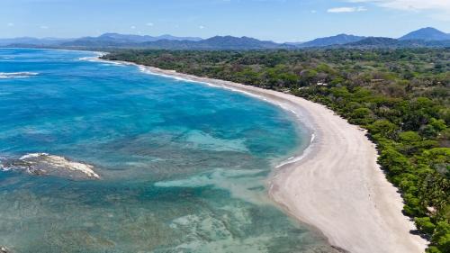 Manzanillo House | Santa Teresa Manzanillo Walk to Beach, New Home, Center of Tranquil Town