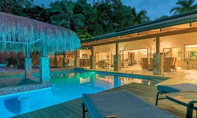 Clifton Beach House | SANTAI ....