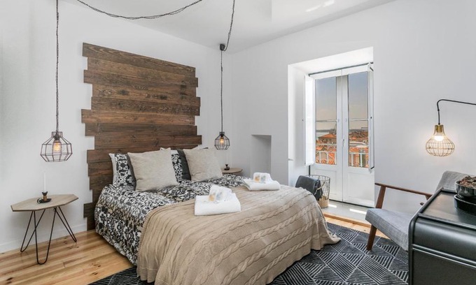 Santo Estevao Apartment | Santo Estevão by SpotOn Apartments