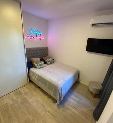 Comuna 15 Apartment | Santorini house