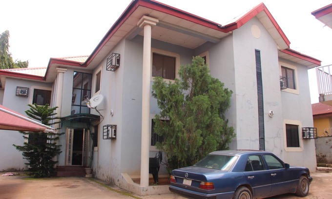 Kubwa House | Sapphire Guest House