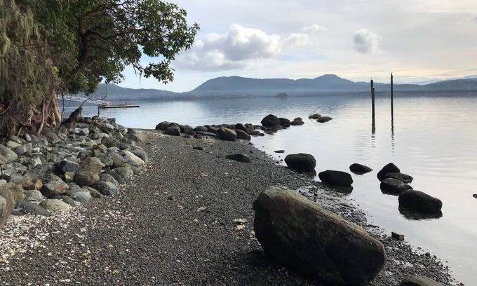 Sooke Resort | Saseenos Oceanside Cottages with beach access