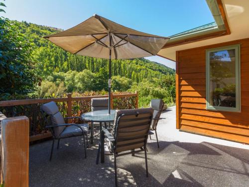 Arrowtown House | Sawmillers Retreat - Arrowtown Holiday Home