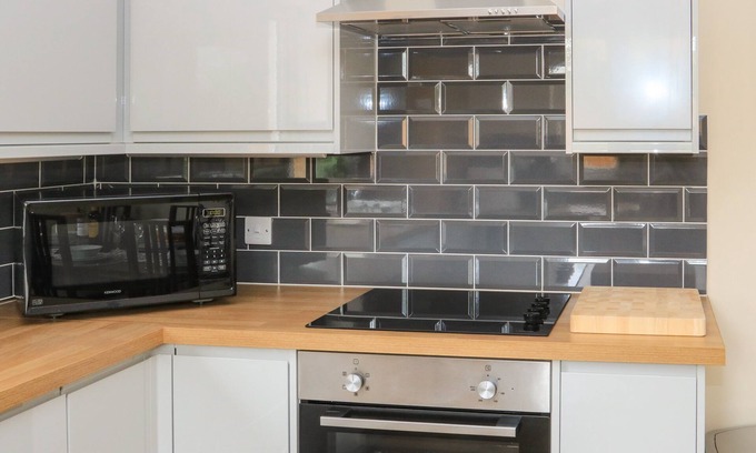 Dawlish Cottage | Sawtons Cottage 2