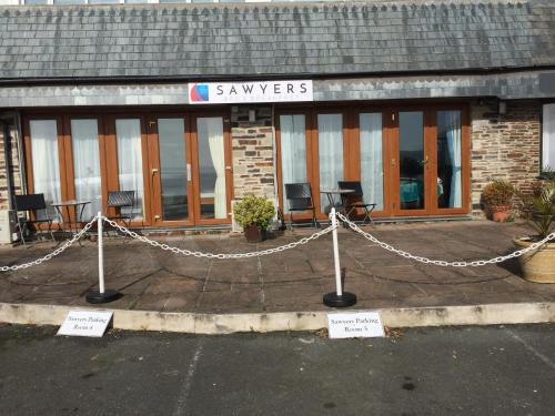 West Looe Bed & Breakfast | Sawyers Bed and Breakfast
