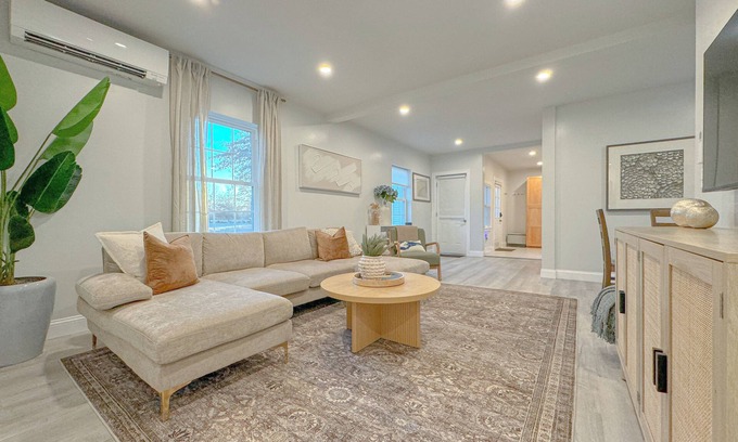 Scarborough House | Scarborough Shores Escape - 4 bedroom home close to Portland