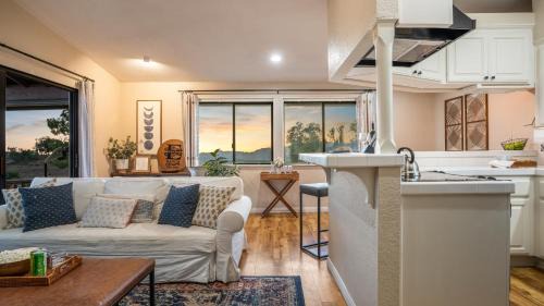 Rainbow CDP House | Scenic Deck w Sunset Views Near Temecula Wineries Estrada Ranch by AvantStay