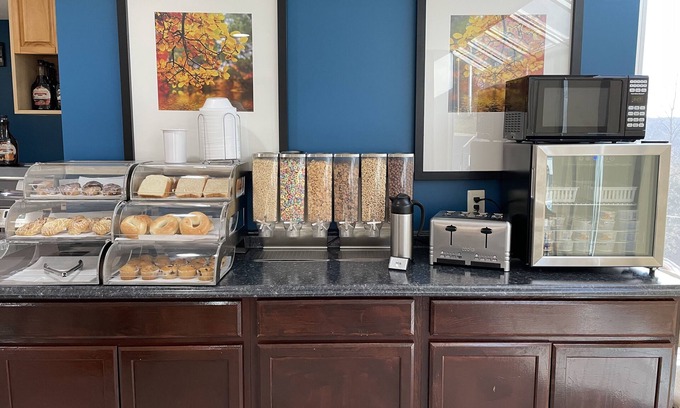 Branson Theater District Hotel | Scenic Hills Inn