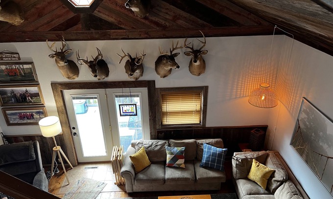Elroy House | Scenic views on 20 acres! The Family Cabin awaits. Sleeps 10
