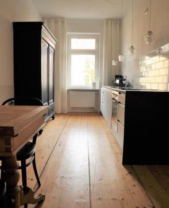 Volkmarsdorf Apartment | SCHÖNER WOHNEN IM DENKMAL - großzügig geschnitten, kostenfreies WLAN
