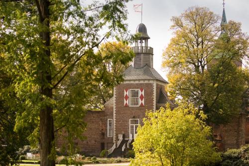 Weeze Hotel | Schloss Hertefeld & Hertefeldhof